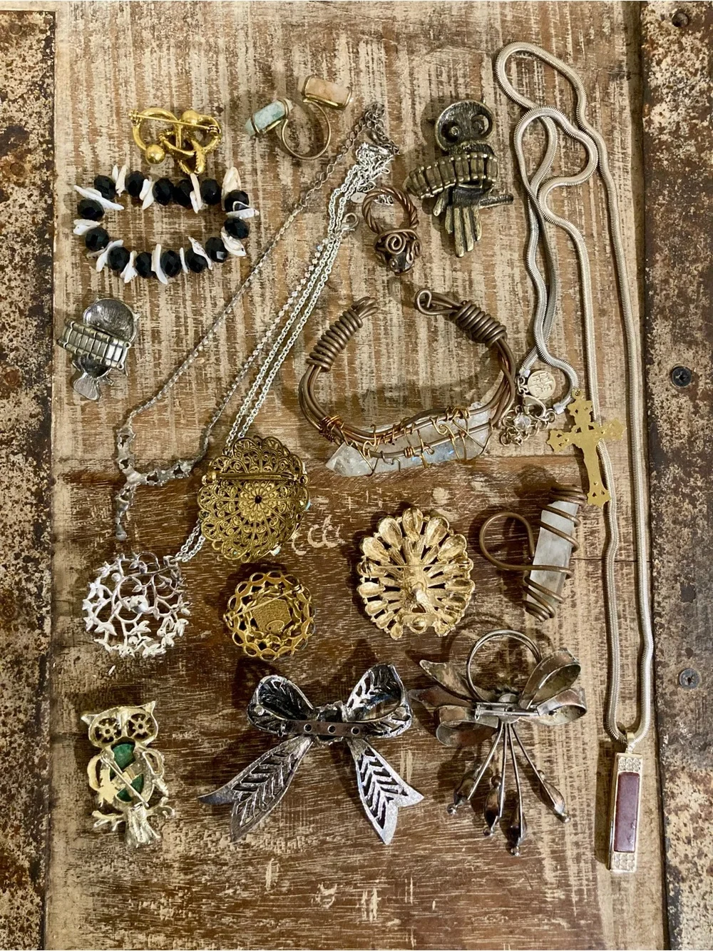 Broken Junk Jewelry Lot for Crafting - Picture 13 of 16